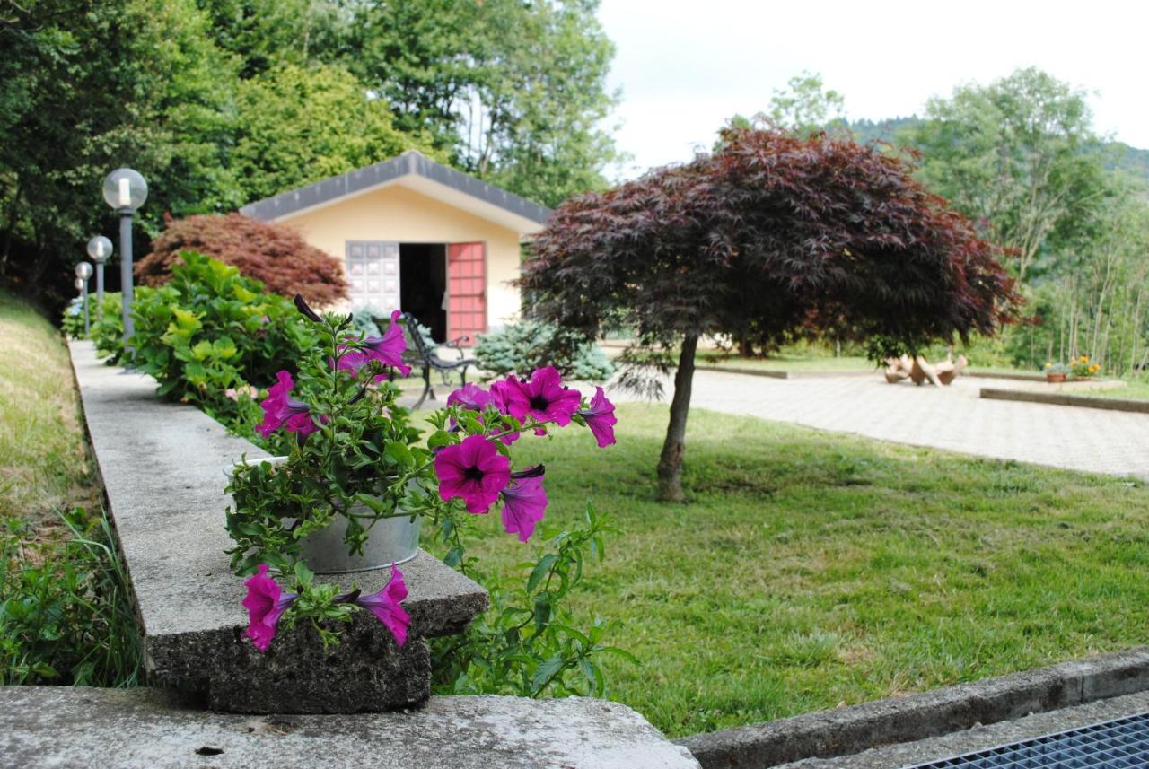 Appartamento La Casa Nel Bosco Rueglio Extérieur photo